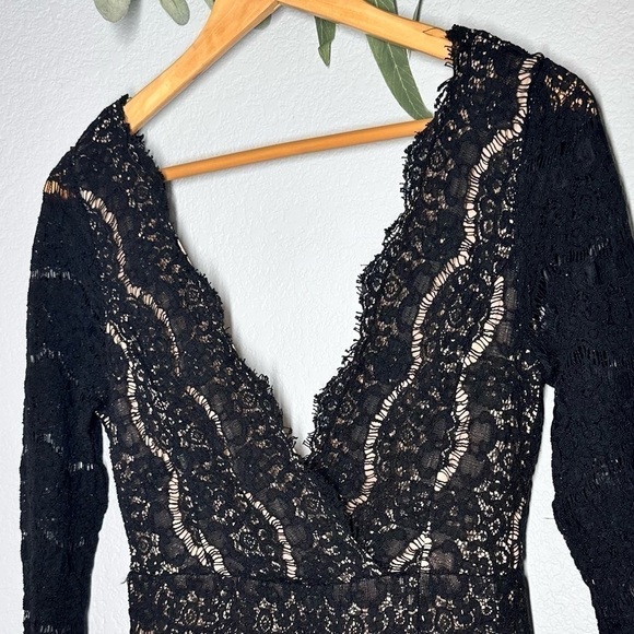 Sexy Black Lace‎ Deep V Neck Party Chic Mini Dress Sz M - Picture 4 of 9